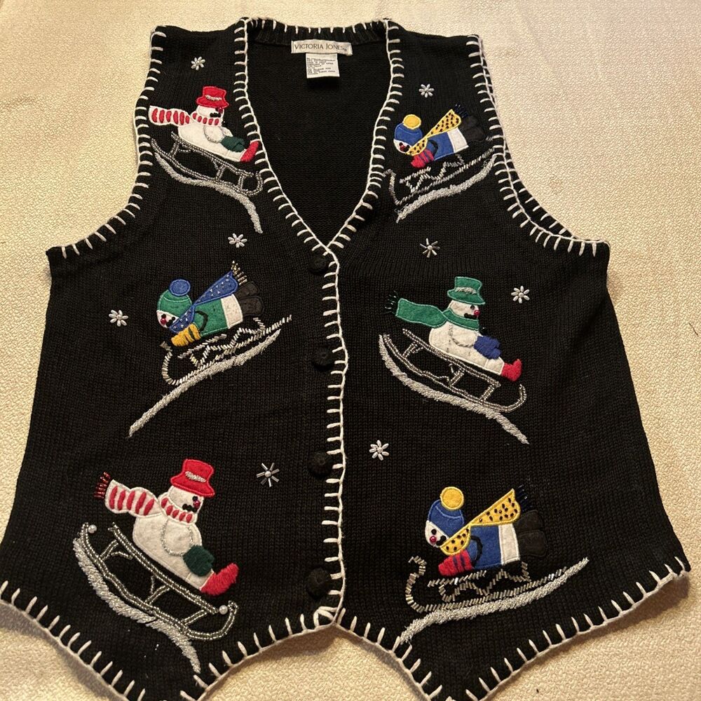 Vintage 90s Victoria Jones Christmas Sweater Vest Medium Snowman Sledding Ugly